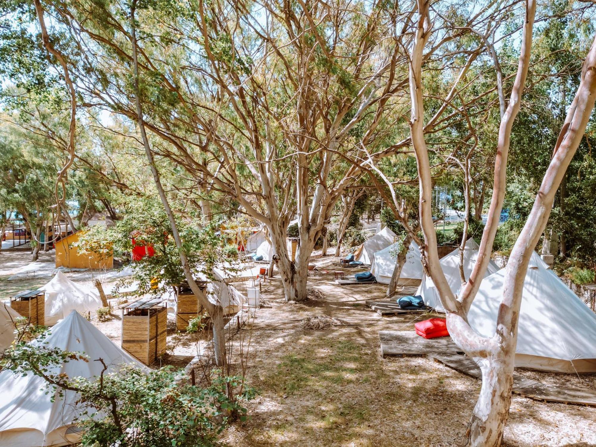 Burano Camping Beach-Bar Nea Thesi Bagian luar foto