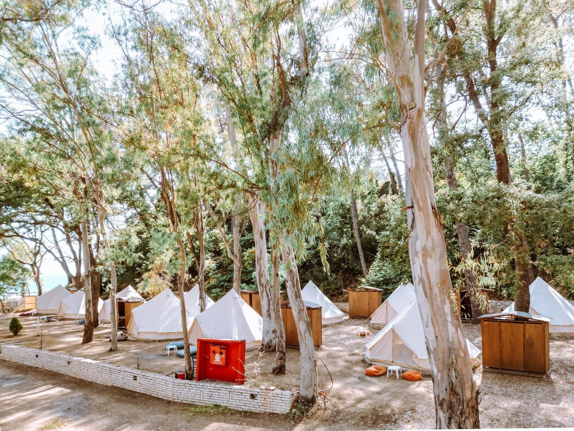 Burano Camping Beach-Bar Nea Thesi Bagian luar foto
