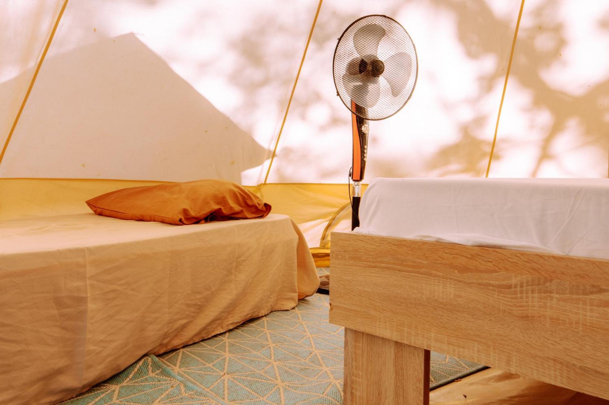 Burano Camping Beach-Bar Nea Thesi Bagian luar foto