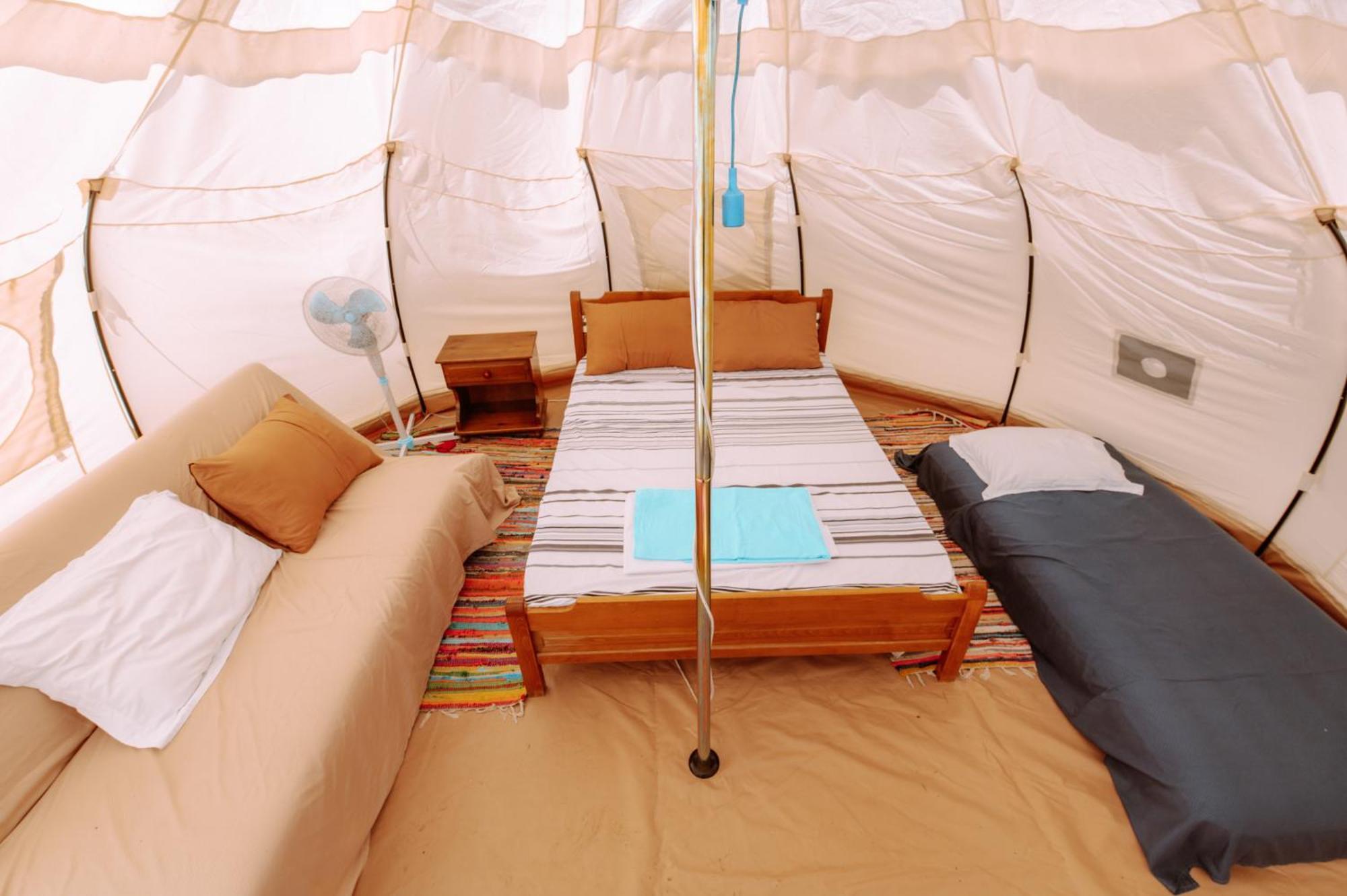 Burano Camping Beach-Bar Nea Thesi Bagian luar foto