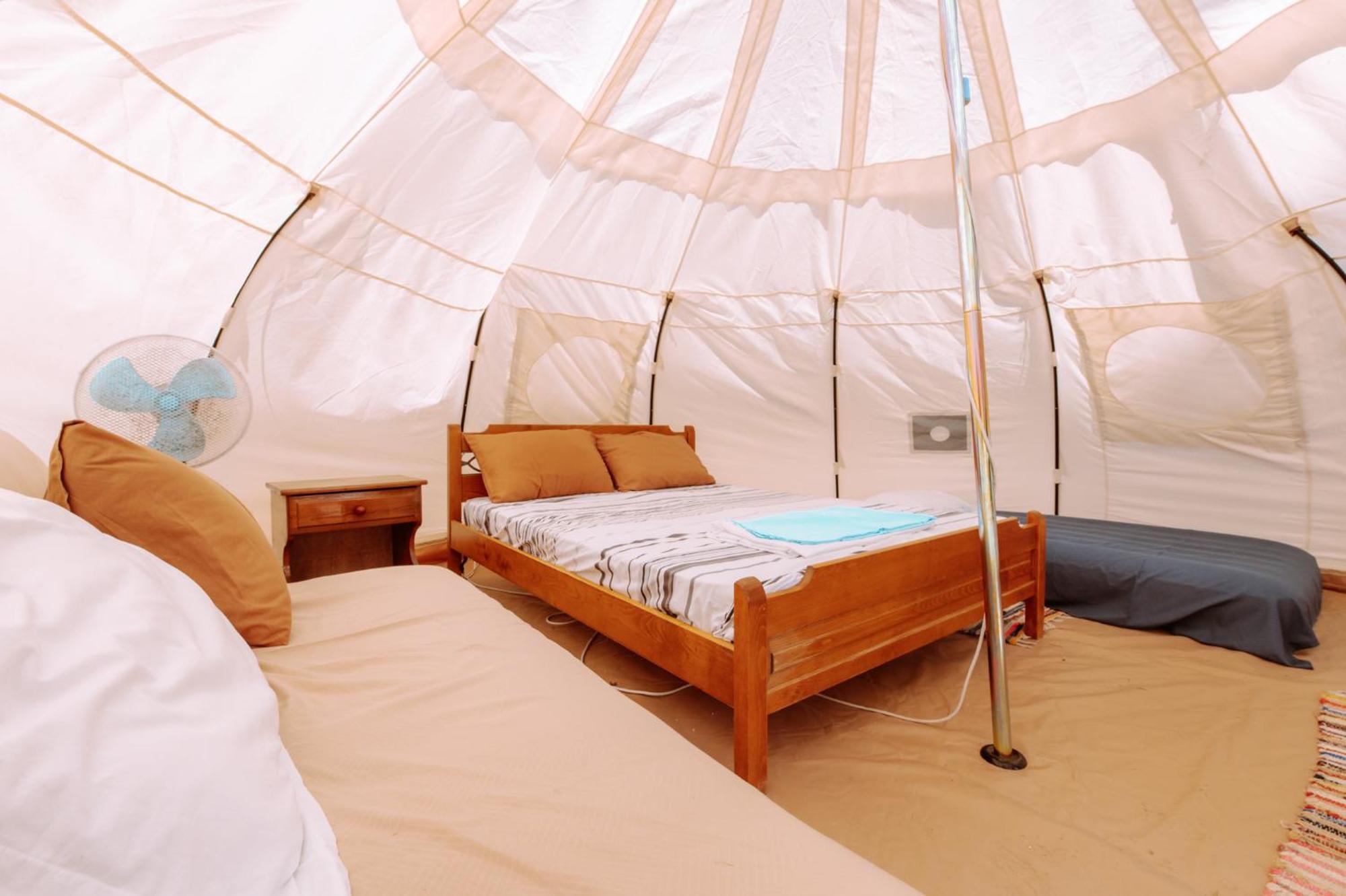 Burano Camping Beach-Bar Nea Thesi Bagian luar foto