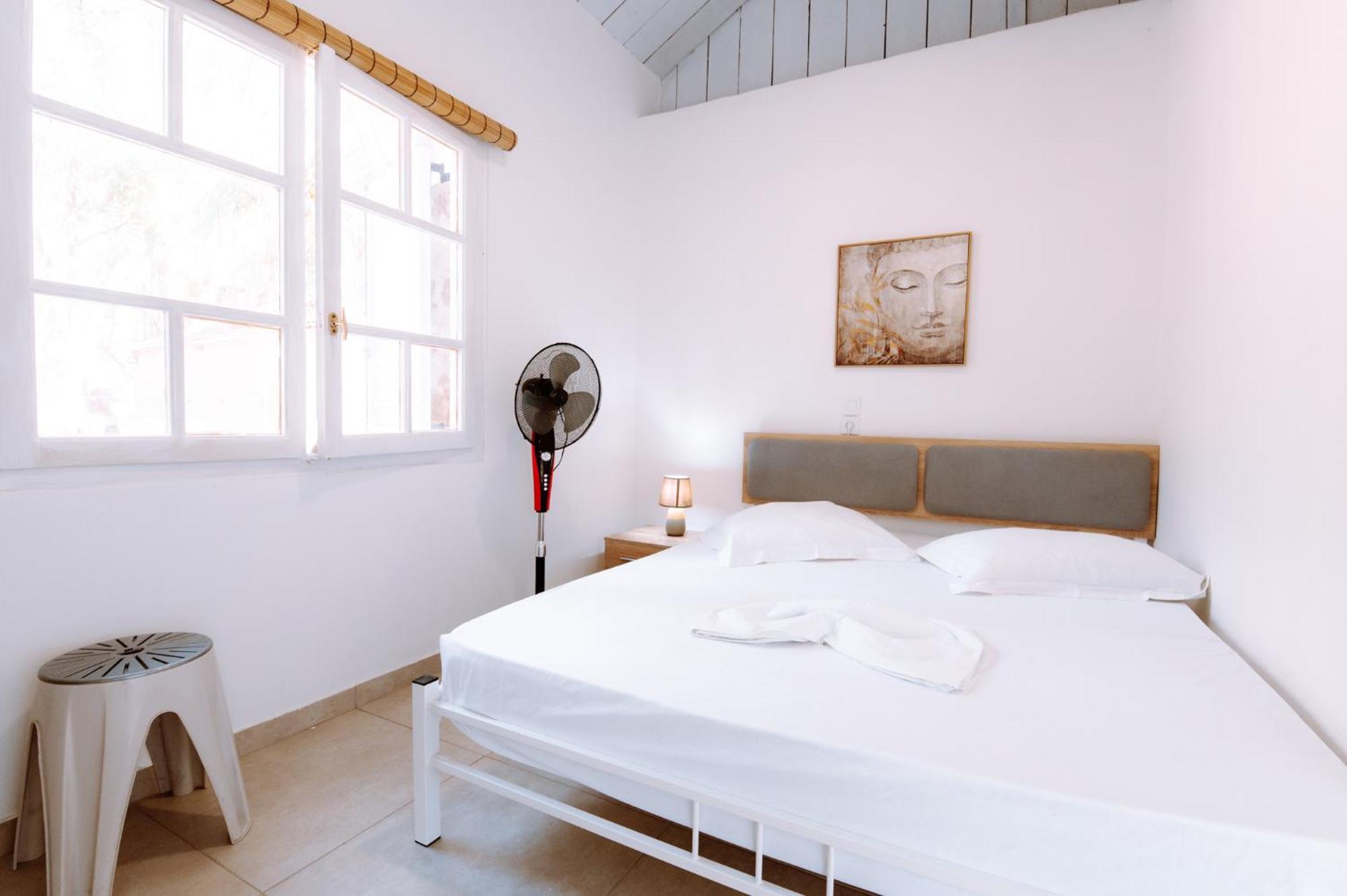 Burano Camping Beach-Bar Nea Thesi Bagian luar foto