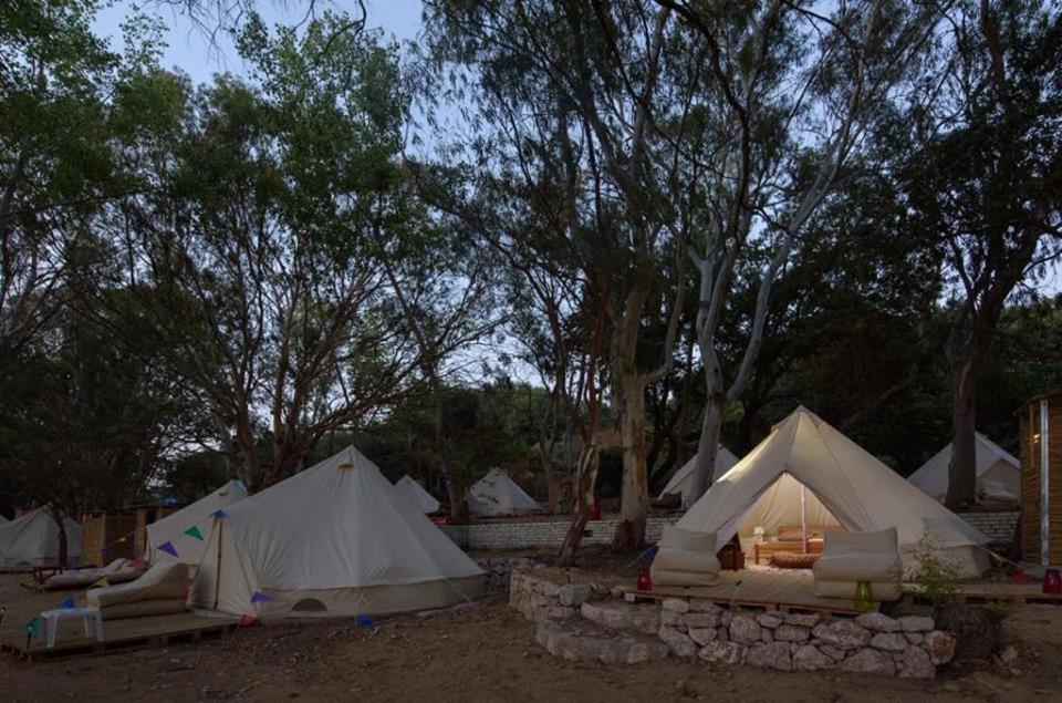 Burano Camping Beach-Bar Nea Thesi Bagian luar foto